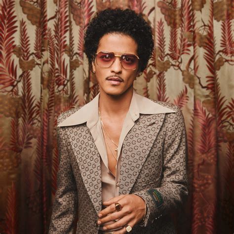 Bruno Mars photo