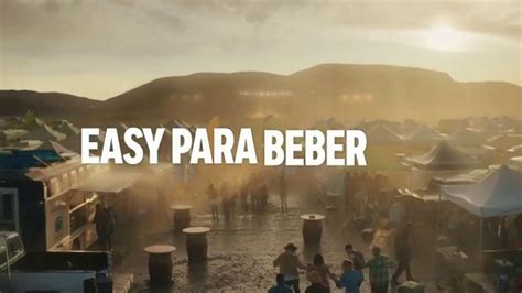 Bud Light TV Spot, 'Baño de cerveza' canción de Zac Brown Band created for Bud Light