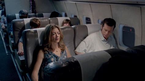 Buick Enclave TV Commercial 'Prepare for Landing' Featuring Gillian Vigman featuring Kevin Bacon