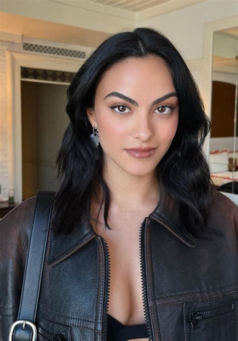 Camila Mendes photo