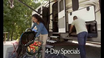 Camping World GrillFest TV Spot, 'Connect: 2017 Mallard M27'