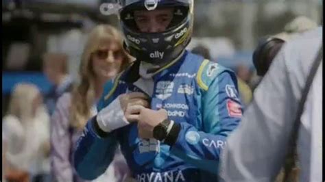 Carvana TV Spot, 'Reinventing the Wheel' Featuring Jimmie Johnson