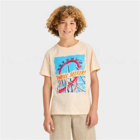 Cat & Jack Boys' Short Sleeve Pocket T-Shirt logo