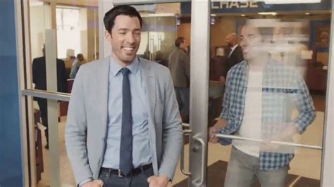 Chase TV Spot, 'Meet Your Robin' Featuring Drew Scott, Jonathan Scott