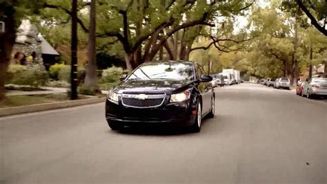 Chevrolet Cruze Eco TV commercial - Una Nueva Comunidad