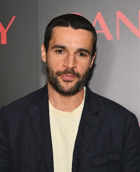 Christopher Abbott photo