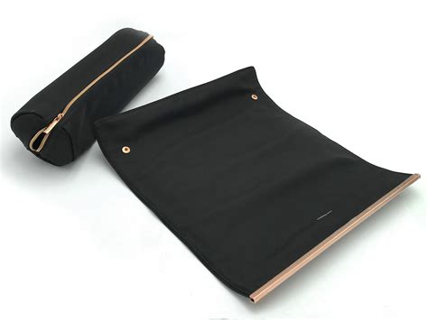 Clamp.It Heat-Resistant Travel Bag and Counter Mat