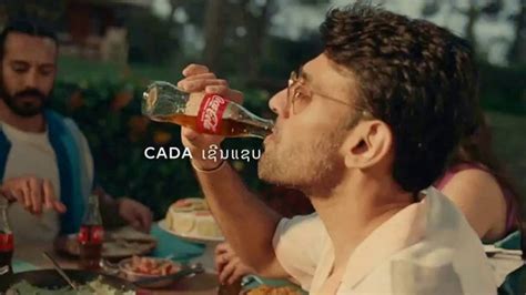 Coca-Cola TV Spot, 'Estar juntos es mágico' canción de Blessing Offor created for Coca-Cola