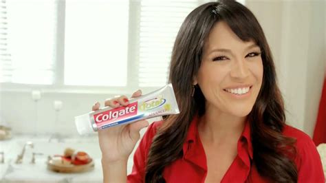 Colgate Total Advanced TV Commercial Con Karla Martínez created for Colgate