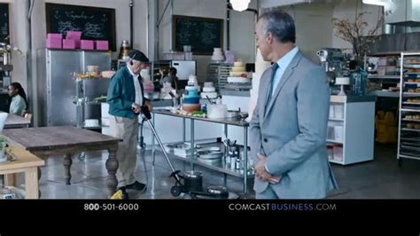 Comcast Business TV Spot, 'Bakery' featuring Suwon Weaver