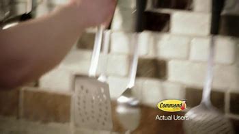 Command Clear Hooks TV commercial