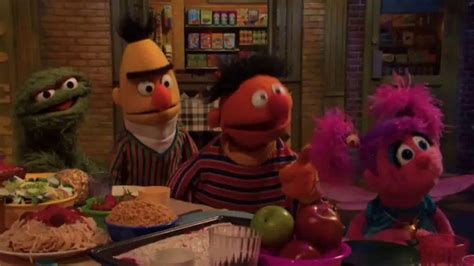 Common Sense Media TV Spot, 'Sesame Street Friends Enjoy Device Free Dinner' created for Common Sense Media