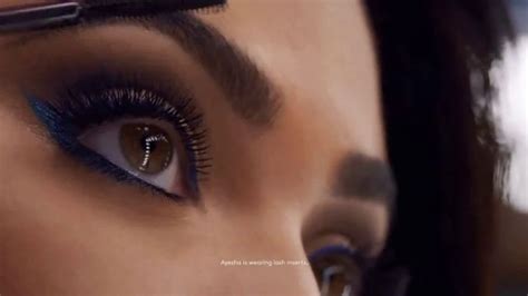 CoverGirl Peacock Flare Mascara TV commercial - Foco con Ayesha Curry