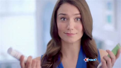 Crest 3D White Brilliance TV commercial - Get a Smile that Keeps Up