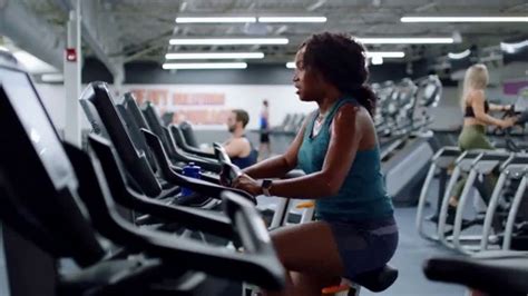 Crunch Fitness TV Spot, 'Crunch Mode: $0 to Enroll'