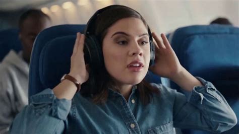 DURACELL TV Spot, 'Headphones' featuring Sylvia Panacione