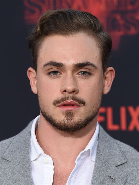 Dacre Montgomery photo