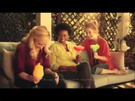 Dailys Cocktails TV Spot, 'Ladies' Night' Song by Sidney York