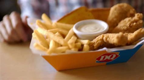 Dairy Queen Chicken Strip Basket TV Spot, 'Fan Food'