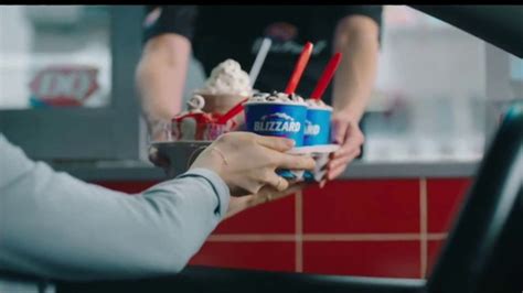Dairy Queen TV commercial - Artificial Fruit Stand