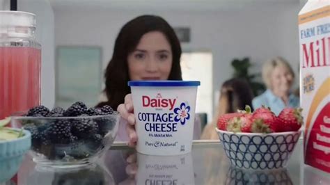 Daisy Cottage Cheese TV Spot, 'Only Daisy Will Do' featuring Mia Davila