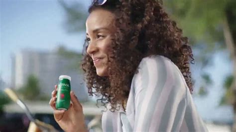 Dannon Activia Probiotic Dailies TV Spot, 'The Summer of Loving Your Gut'