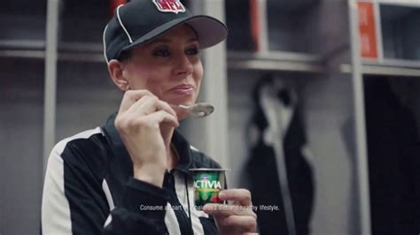 Dannon Activia TV Spot, 'Healthy Routine' Ft. Sarah Thomas