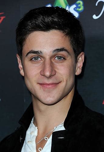 David Henrie photo