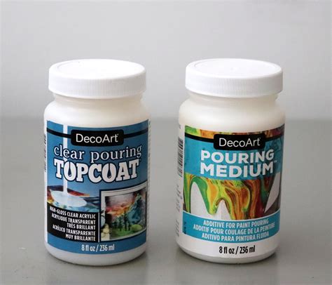 DecoArt Pouring Medium logo