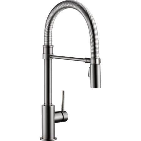 Delta Faucet Delta Trinsic Pro Pre-Rinse Pull-Down Kitchen Faucet logo