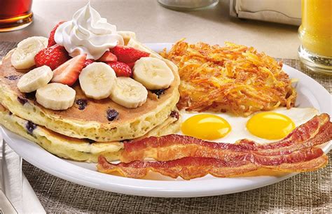 Denny's Double Berry Pancakes logo