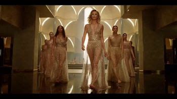 Dior J'Adore TV Spot, 'La película' con Charlize Theron, canción de Kanye West