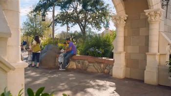 Disney Parks & Resorts TV Spot, 'ESPN Disney Cheer' Featuring Lee Corso