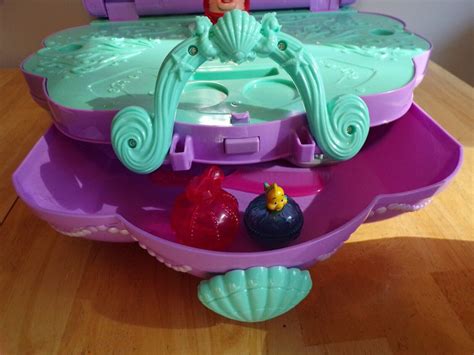 Disney Princess (Jakks Pacific) Ariel Music & Lights Vanity logo