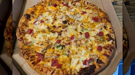 Domino's Chicken Taco Pizza