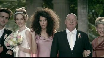 Dove Daily Moisture TV Spot, 'Wedding Reception'