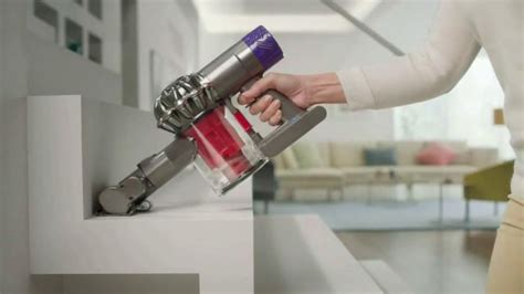 Dyson V6 TV Spot, 'Numbered Days'