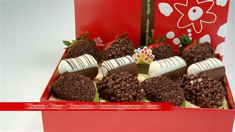 Edible Arrangements Dad's Day Indulgence Box TV Spot, 'Father's Day' created for Edible Arrangements