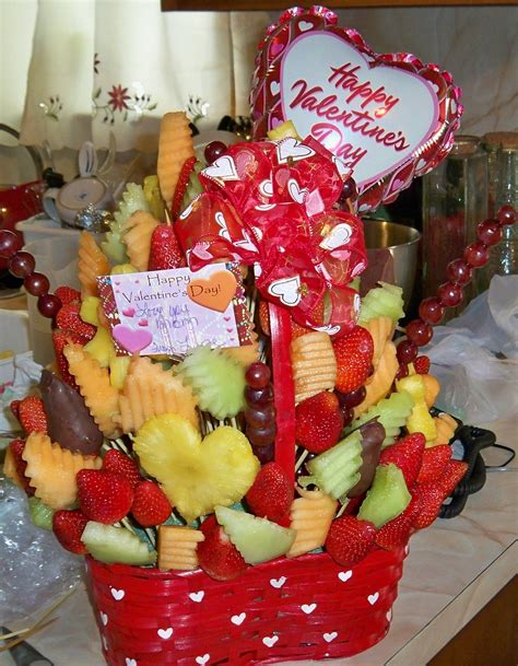 Edible Arrangements Valentine's Day Bouquet