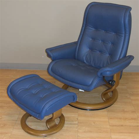 Ekornes Stressless Royal Recliner logo