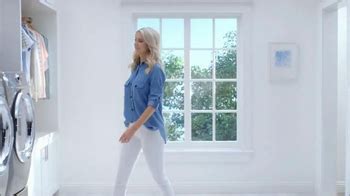 Electrolux SmartBoost TV Spot, 'Secret Behind Great Style' Featuring Emily Jackson