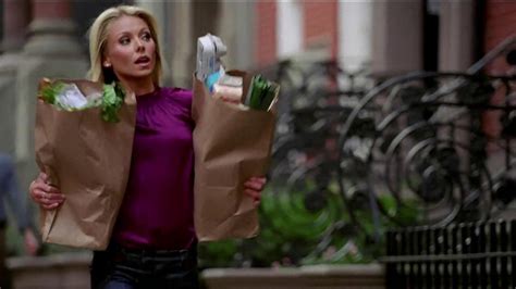 Electrolux TV Spot, 'Dinner Party' Featuring Kelly Ripa featuring Alison Chace