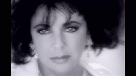 Elizabeth Taylor White Diamonds Night TV Spot, 'Bold Opulence' featuring Elizabeth Taylor