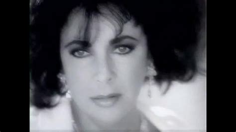 Elizabeth Taylor White Diamonds TV Spot, 'Holiday Gift Set' featuring Elizabeth Taylor