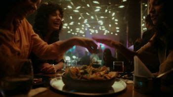 Expedia TV Spot, 'Plates: Price Drop Protection'