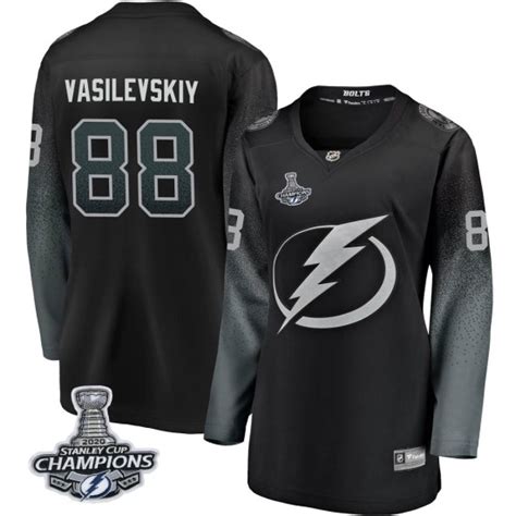 Fanatics.com Women's Tampa Bay Lightning 2020 Stanley Cup Champ. Locker Room T-Shirt logo