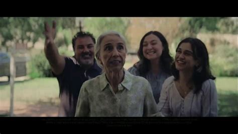 Fidelity Investments TV Spot, 'Doors: Mama' featuring Danelle Belt