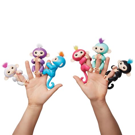 Fingerlings Interactive Baby Monkey, Mia logo
