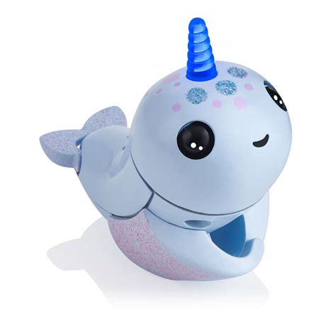 Fingerlings Light Up Narwhal - Nori (Blue)