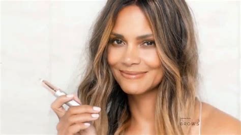 Finishing Touch Flawless Brows TV commercial - Se tú con Halle Berry